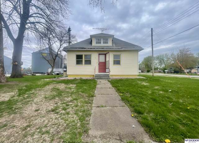 Property at 200 Logan Ave, Oakland, NE 68045, 2 beds, 1 bath