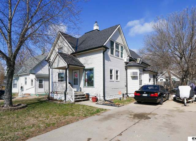 Property at 104 E Charles St, Valley, NE 68064, 4 beds, 2 baths