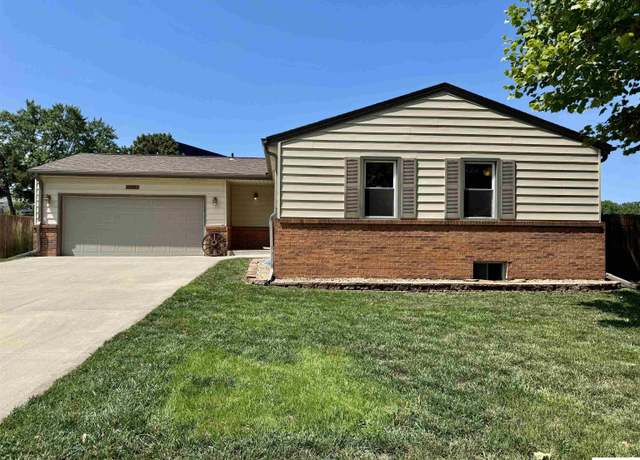 Property at 2533 Ammon Ave, Lincoln, NE 68507, 3 beds, 3 baths