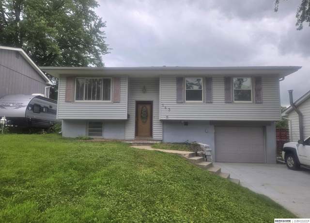 Property at 143 Debra Ave, Plattsmouth, NE 68048, 3 beds, 1 bath