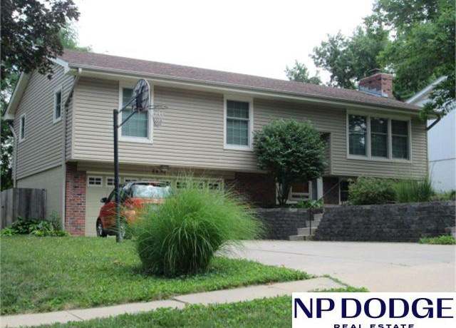 Property at 2631 N 122nd Cir, Omaha, NE 68164, 3 beds, 2.5 baths