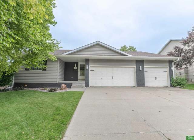Property at 15818 Timberlane Dr, Omaha, NE 68136, 5 beds, 3 baths