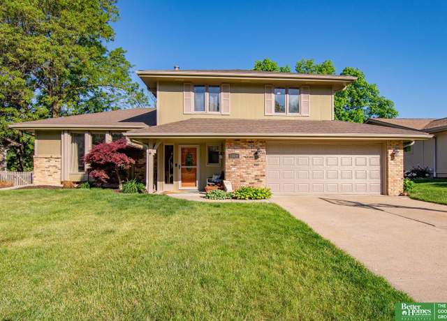 Property at 15692 Leavenworth St, Omaha, NE 68118, 5 beds, 3.5 baths
