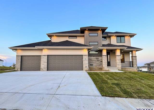 Property at 17010 Daniel St, Bennington, NE 68007, 4 beds, 3.5 baths