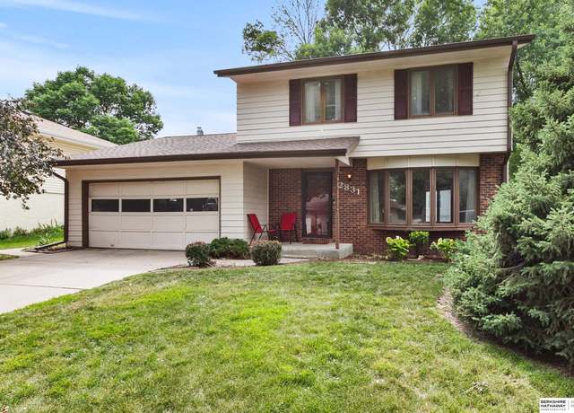 Property at 2831 Dorothy Dr, Lincoln, NE 68507, 3 beds, 3.5 baths