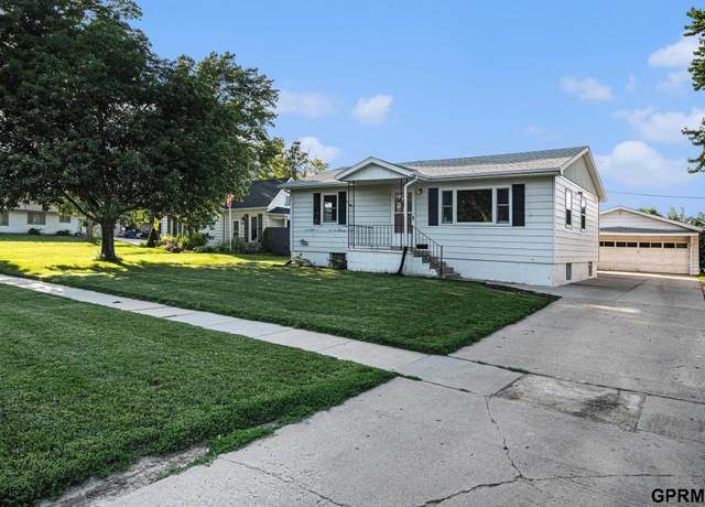 Property at 1348 Nebraska St, Blair, NE 68008, 3 beds, 1 bath