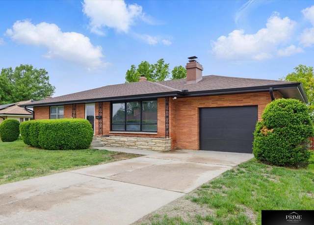 Property at 4652 Drexel St, Omaha, NE 68117, 2 beds, 2 baths