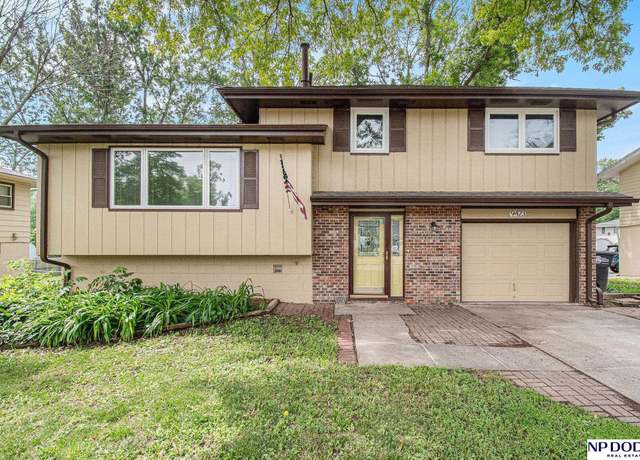 Property at 9423 Miami St, Omaha, NE 68134, 4 beds, 1.5 baths