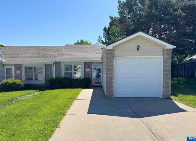 Property at 6332 Benjamin Pl, Lincoln, NE 68516, 2 beds, 1 bath