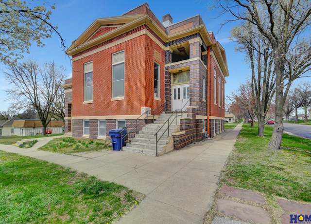 Property at 110 E Iowa St, Sterling, NE 68443, 3 beds, 1 bath