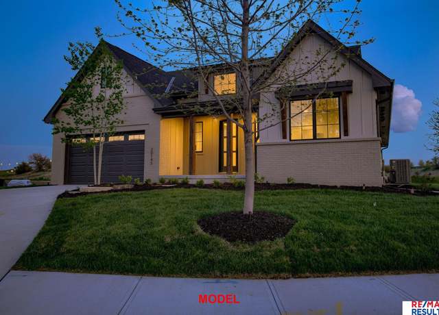 Property at 20145 W St, Omaha, NE 68135, 4 beds, 3 baths