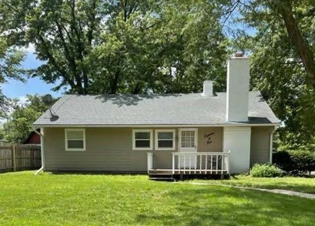 Property at 1801 S 4th St, Beatrice, NE 68310, 2 beds, 2 baths
