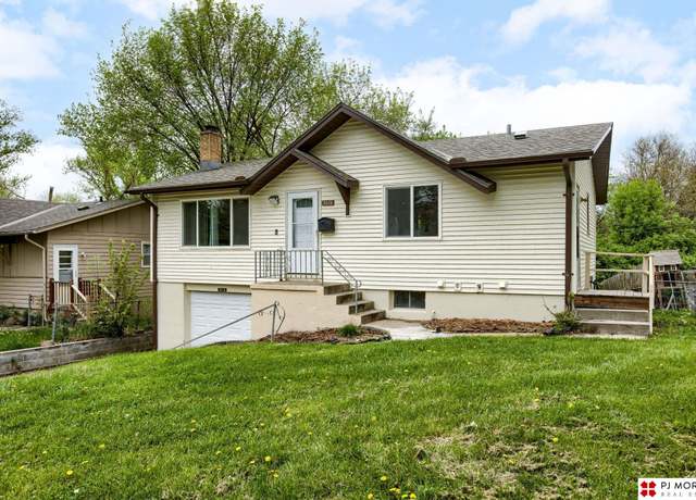 Property at 3616 Weber St, Omaha, NE 68112, 3 beds, 2 baths