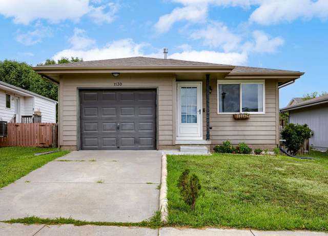 Property at 1130 Garden Valley Rd, Lincoln, NE 68521, 3 beds, 2 baths
