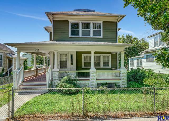 Property at 427 N 24th St, Lincoln, NE 68503, 4 beds, 2 baths
