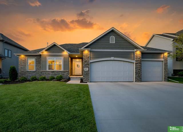 Property at 18714 Schofield Dr, Omaha, NE 68136, 4 beds, 3 baths