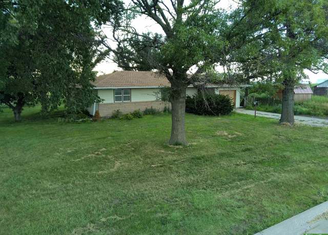 Property at 3120 S Lincoln Ave, York, NE 68467, 2 beds, 1 bath