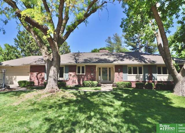 Property at 2025 N 101 Cir, Omaha, NE 68134, 5 beds, 3.5 baths