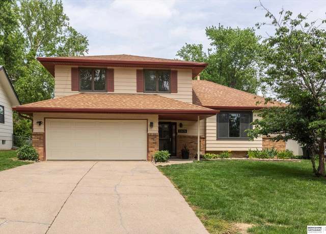 Property at 10636 O St, Omaha, NE 68127, 3 beds, 2.5 baths