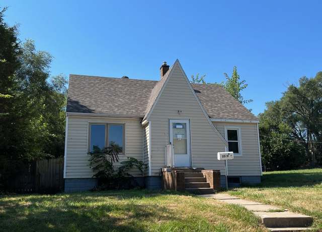 Property at 3309 Blondo St, Omaha, NE 68111, 3 beds, 1 bath