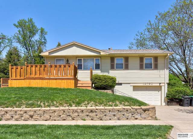 Property at 12760 A St, Omaha, NE 68144, 3 beds, 1.5 baths
