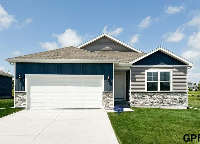 Property at 5414 N 186 St, Elkhorn, NE 68022, 4 beds, 3 baths