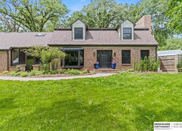 Property at 17409 Webster Blvd, Plattsmouth, NE 68048, 4 beds, 4.5 baths