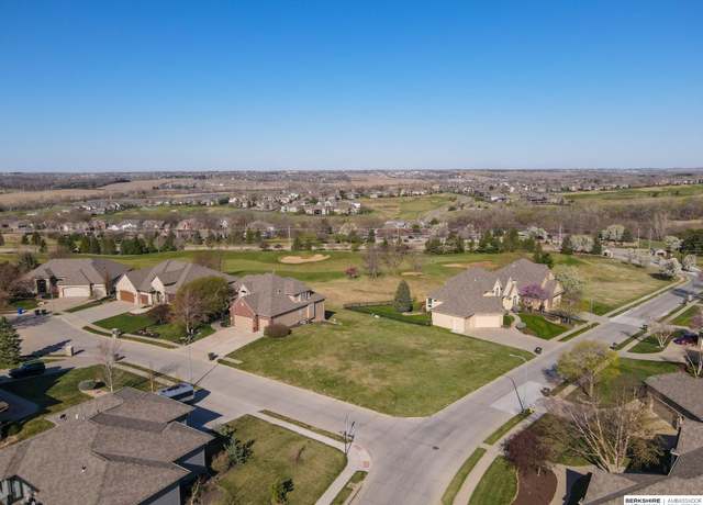 Property at 7436 N 118th Cir, Omaha, NE 68142