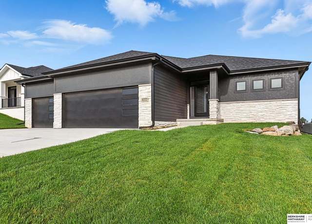 Property at 8222 N 167th Ave, Bennington, NE 68007, 5 beds, 3 baths