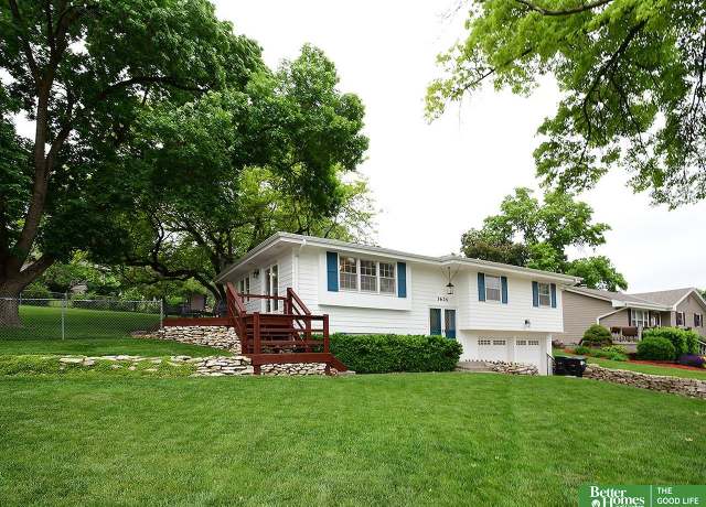 Property at 3624 Armbrust Dr, Omaha, NE 68124, 3 beds, 2 baths