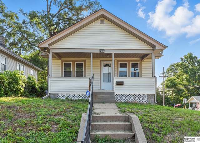 Property at 4303 N 38 St, Omaha, NE 68111, 3 beds, 1 bath