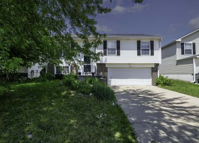 Property at 12926 Vernon Ave, Omaha, NE 68164, 3 beds, 2 baths