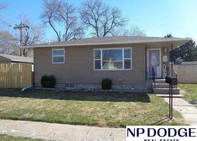 Property at 240 S Grant St, Fremont, NE 68025, 3 beds, 1 bath