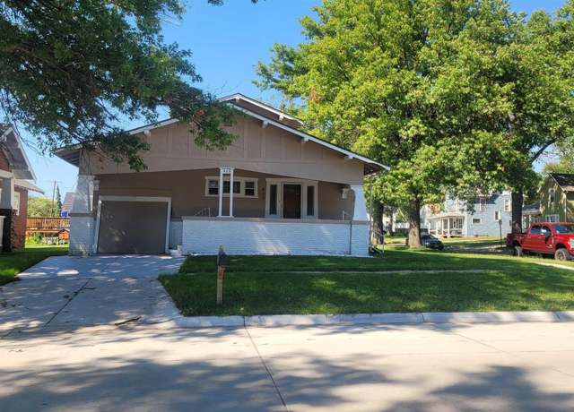 Property at 423 E 6th St, York, NE 68467, 3 beds, 1 bath