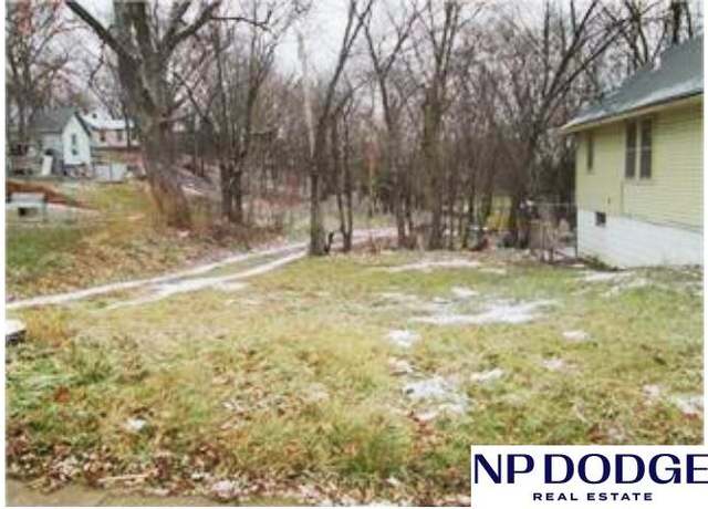Property at 2713 S 15 St, Omaha, NE 68108
