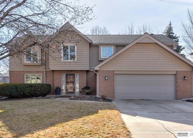 Property at 741 N 148th Ave, Omaha, NE 68154, 4 beds, 3.5 baths