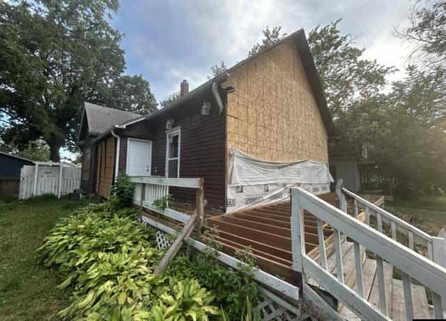 Property at 4427 Madison Ave, Lincoln, NE 68504, 3 beds, 1 bath