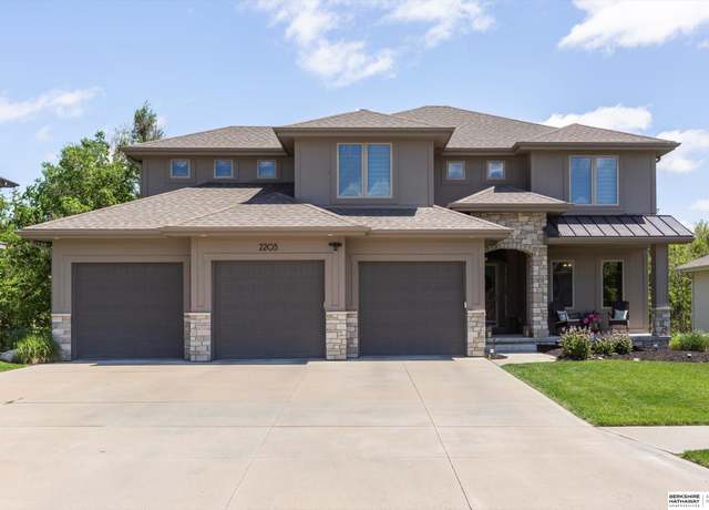 Property at 2203 N 188th Ave, Elkhorn, NE 68022, 5 beds, 4.5 baths
