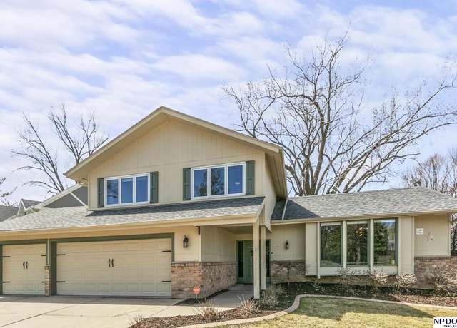 Property at 514 Martin Dr, Bellevue, NE 68005, 5 beds, 4 baths