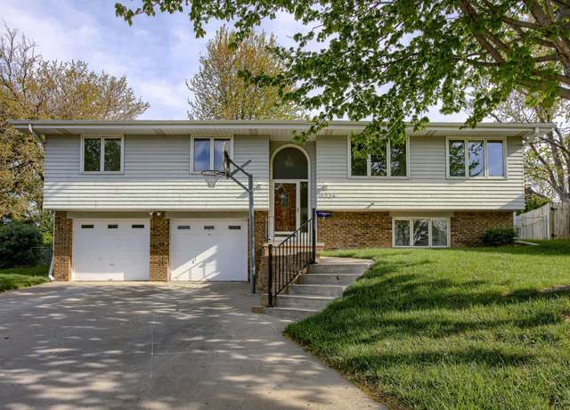 Property at 10224 M St, Omaha, NE 68127, 3 beds, 2.5 baths