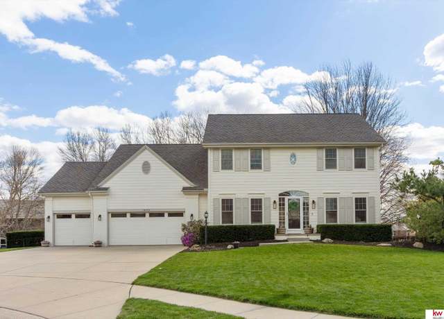 Property at 18521 Marinda Cir, Omaha, NE 68130, 5 beds, 3.5 baths