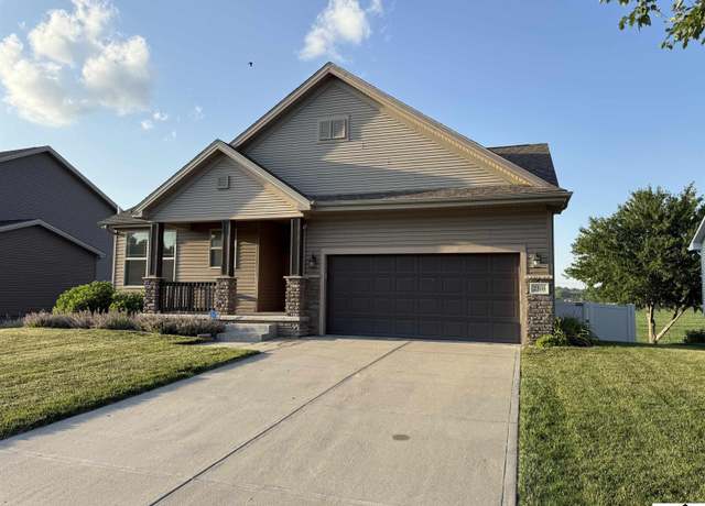 Property at 2308 Alexandra Rd, Papillion, NE 68133, 4 beds, 3 baths
