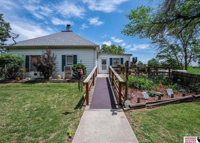 Property at 31265 Whippoorwill Rd, Neola, IA 51559, 2 beds, 1 bath