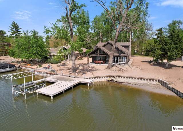 Property at S-1007 Shady Ln, Fremont, NE 68025, 3 beds, 3 baths