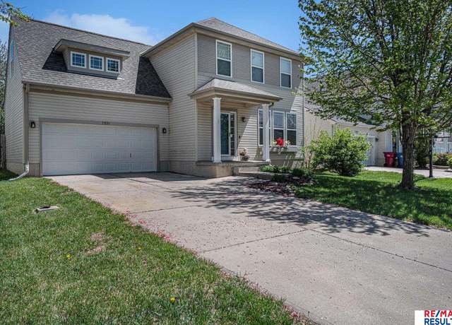 Property at 7921 N 153 St, Bennington, NE 68007-1562, 4 beds, 3.5 baths