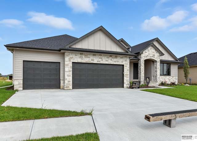 Property at 3533 S 218th Ave, Omaha, NE 68022, 4 beds, 3 baths