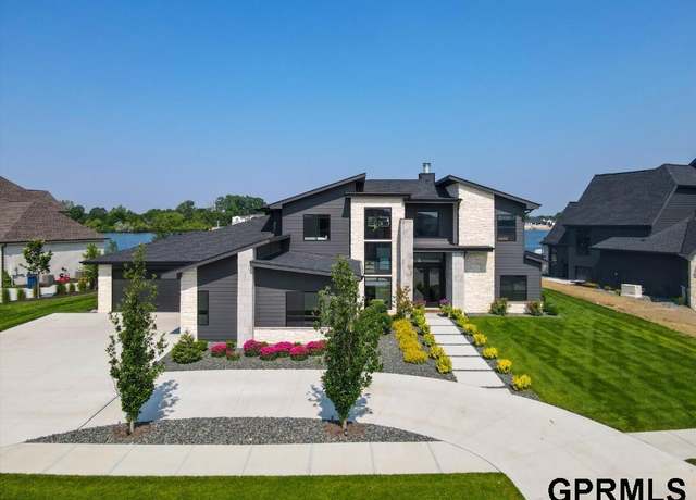 Property at 6408 N 293 Cir, Valley, NE 68064, 6 beds, 4 baths