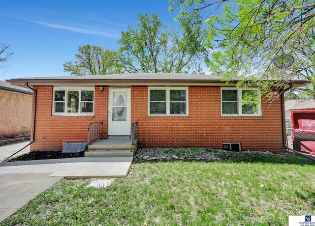 Property at 4915 Fremont St, Lincoln, NE 68504, 4 beds, 2 baths