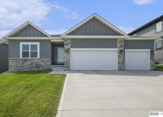 Property at 4608 N 212th St, Omaha, NE 68022, 3 beds, 2 baths