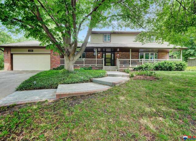Property at 4130 N 42nd Street Circle, Lincoln, NE 68504, 4 beds, 3.5 baths